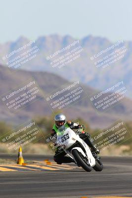 media/Mar-10-2024-SoCal Trackdays (Sun) [[6228d7c590]]/3-Turn 14 (1020am)/